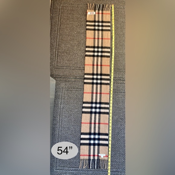 NEW🔥BURBERRY Kid SCARF🧣 100% Cashmere Mega NOVA CHECK🔥UNISEX - Picture 4 of 14